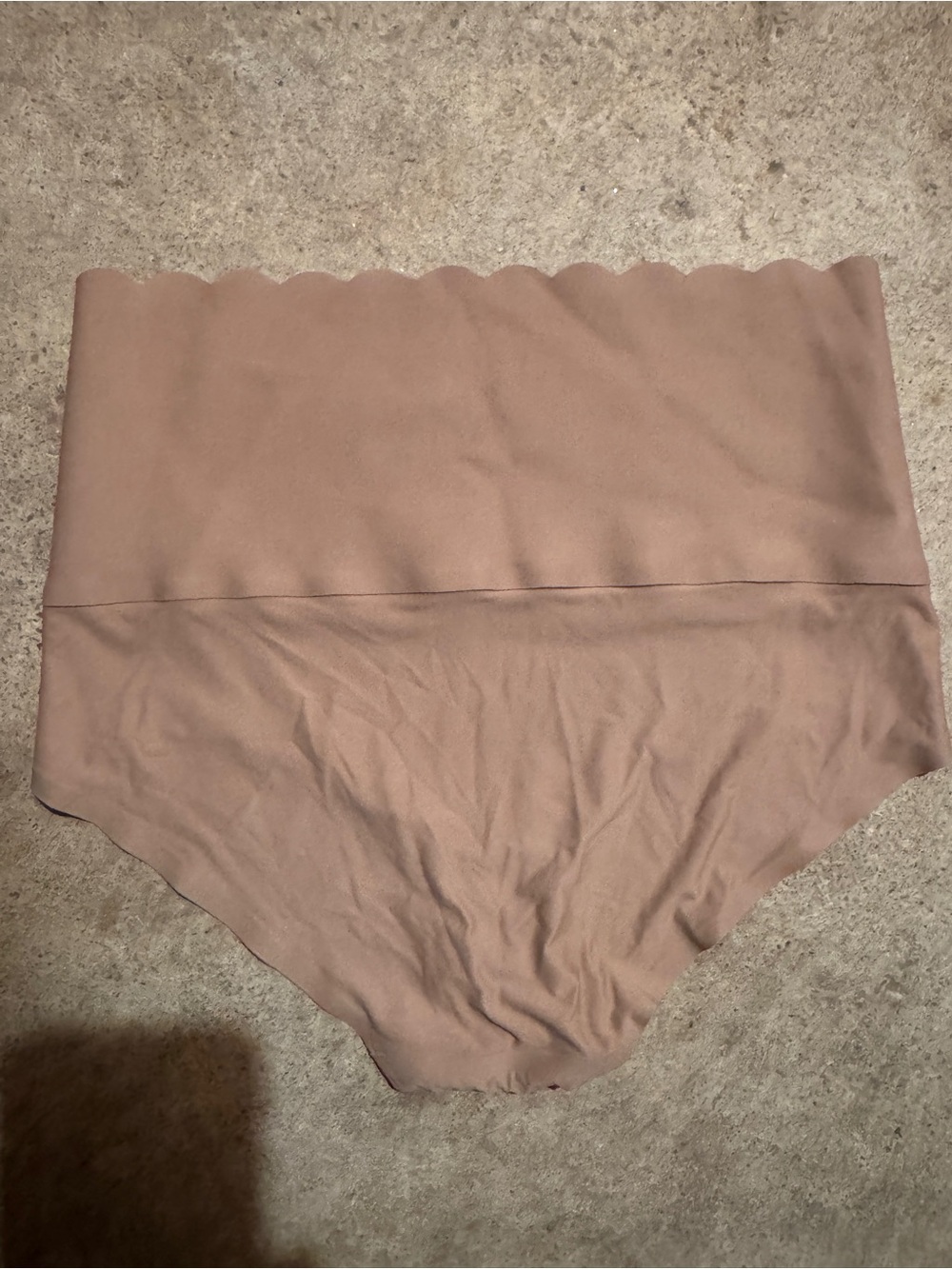 High-Waist Seamless Womens panties in Taupe